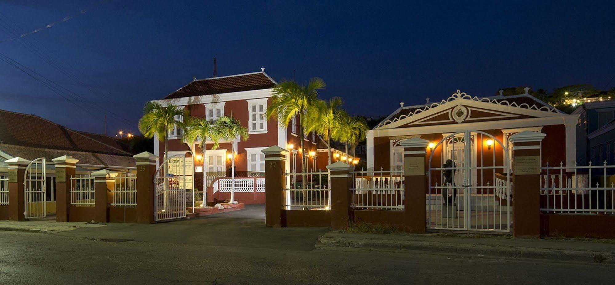 The Ritz Hostel Willemstad Zewnętrze zdjęcie