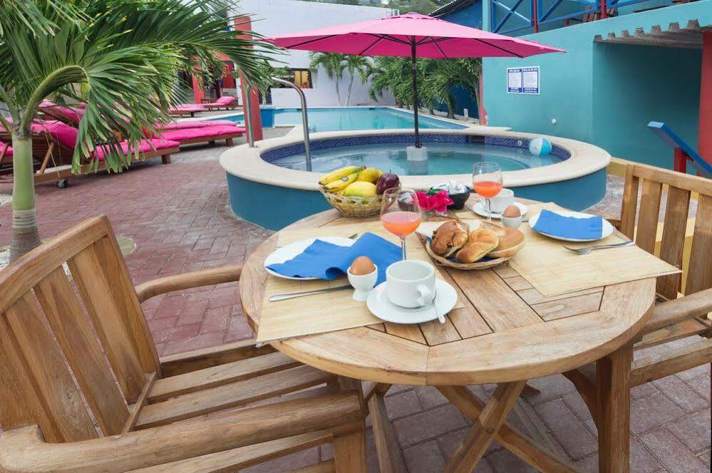 The Ritz Hostel Willemstad Zewnętrze zdjęcie